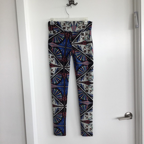 Fancy Fun  Blue & Black high rise Leggings Size Medium $35 - Picture 6 of 12